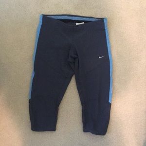 Nike Crop Leggings